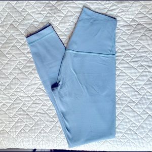 Lululemon Aligns 💙